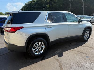 2020 Chevrolet Traverse LS   - Photo 5 - Elkhart, IN 46514