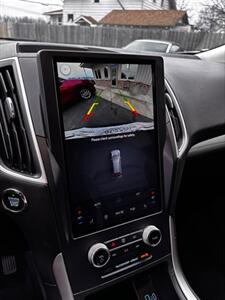 2023 Ford Edge SEL   - Photo 11 - Elkhart, IN 46514