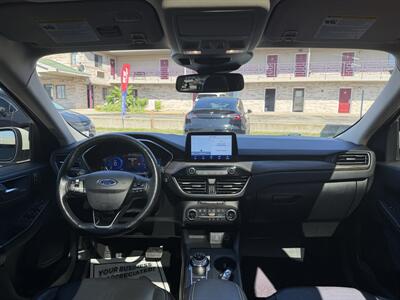 2020 Ford Escape Titanium   - Photo 18 - Elkhart, IN 46514