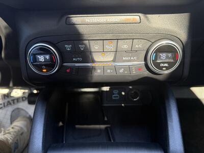 2020 Ford Escape Titanium   - Photo 21 - Elkhart, IN 46514