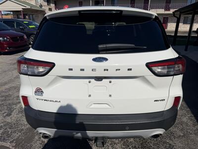 2020 Ford Escape Titanium   - Photo 6 - Elkhart, IN 46514