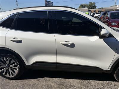 2020 Ford Escape Titanium   - Photo 10 - Elkhart, IN 46514