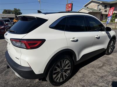 2020 Ford Escape Titanium   - Photo 7 - Elkhart, IN 46514