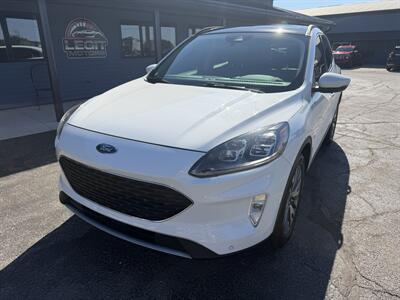 2020 Ford Escape Titanium   - Photo 1 - Elkhart, IN 46514