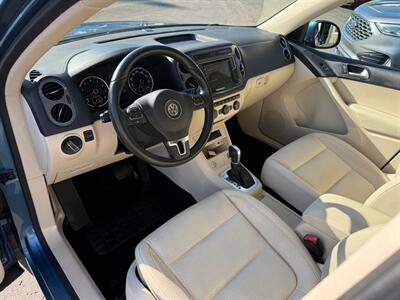 2017 Volkswagen Tiguan WOLFSBURG   - Photo 11 - Elkhart, IN 46514