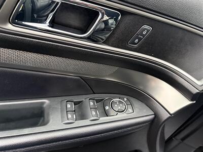 2018 Ford Explorer XLT   - Photo 17 - Elkhart, IN 46514