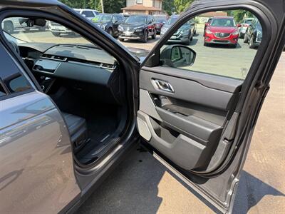 2018 Land Rover Range Rover Velar S   - Photo 17 - Elkhart, IN 46514