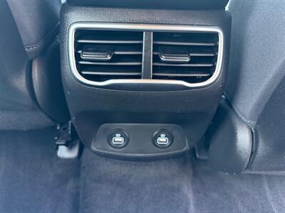 2022 Hyundai SANTA FE SEL   - Photo 17 - Elkhart, IN 46514