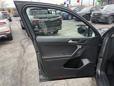2019 Volkswagen Tiguan SE 4Motion - Photo 11 - Elkhart, IN 46514