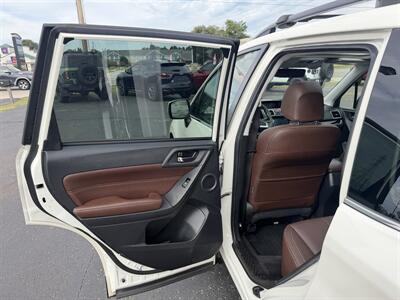 2018 Subaru Forester 2.5i Touring - Photo 15 - Elkhart, IN 46514