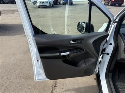 2022 Ford Transit Connect XLT   - Photo 11 - Elkhart, IN 46514