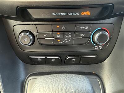 2022 Ford Transit Connect XLT   - Photo 21 - Elkhart, IN 46514