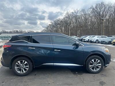 2018 Nissan Murano SV   - Photo 3 - Elkhart, IN 46514