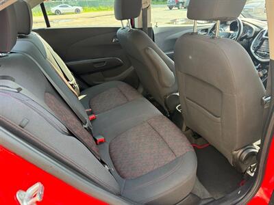 2017 Chevrolet Sonic LT   - Photo 17 - Elkhart, IN 46514