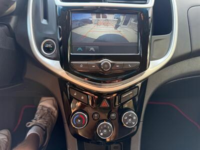 2017 Chevrolet Sonic LT   - Photo 19 - Elkhart, IN 46514