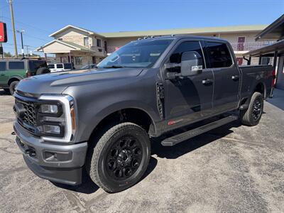 2026 Ford F-350 Super Duty Lariat   - Photo 2 - Elkhart, IN 46514