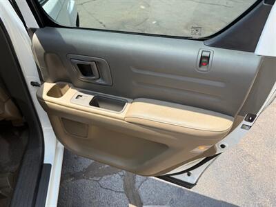 2008 Honda Ridgeline RTL   - Photo 15 - Elkhart, IN 46514