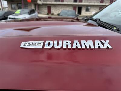 2019 Chevrolet Silverado 2500 High Country   - Photo 3 - Elkhart, IN 46514