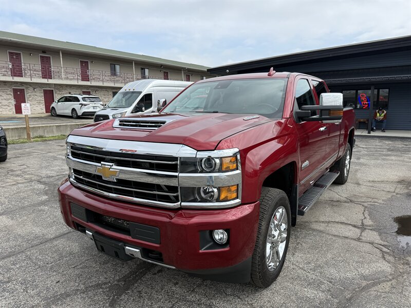 2019 Chevrolet Silverado 2500 High Country   - Photo 1 - Elkhart, IN 46514