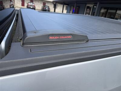 2019 Ford F-150 XLT   - Photo 19 - Elkhart, IN 46514