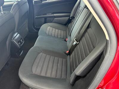 2020 Ford Fusion SE   - Photo 20 - Elkhart, IN 46514