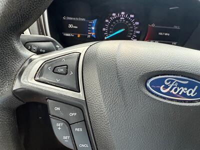 2020 Ford Fusion SE   - Photo 29 - Elkhart, IN 46514
