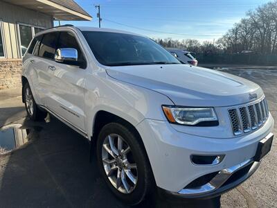 2016 Jeep Grand Cherokee SUMMIT   - Photo 14 - Elkhart, IN 46514