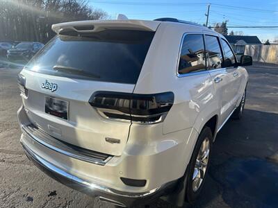 2016 Jeep Grand Cherokee SUMMIT   - Photo 17 - Elkhart, IN 46514