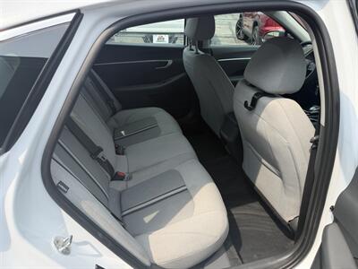 2020 Hyundai SONATA SE   - Photo 16 - Elkhart, IN 46514