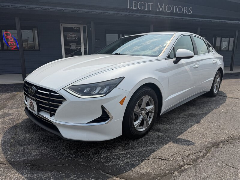 2020 Hyundai SONATA SE  