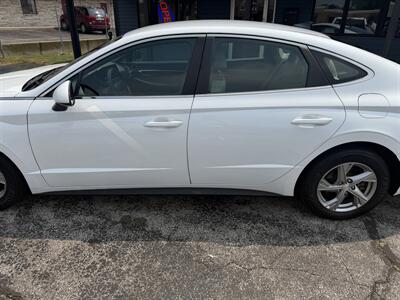 2020 Hyundai SONATA SE   - Photo 4 - Elkhart, IN 46514