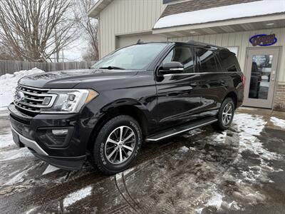 2019 Ford Expedition XLT   - Photo 2 - Elkhart, IN 46514