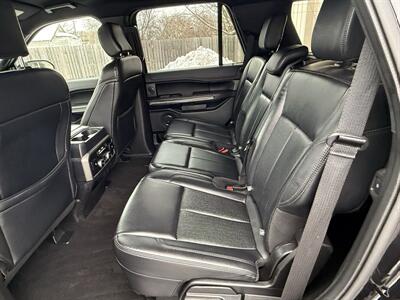 2019 Ford Expedition XLT   - Photo 16 - Elkhart, IN 46514