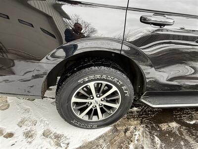 2019 Ford Expedition XLT   - Photo 8 - Elkhart, IN 46514