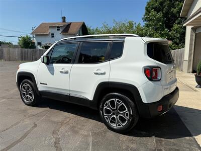 2015 Jeep Renegade LIMITED   - Photo 6 - Elkhart, IN 46514