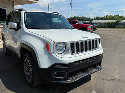 2015 Jeep Renegade LIMITED   - Photo 16 - Elkhart, IN 46514