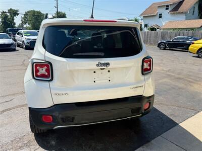 2015 Jeep Renegade LIMITED   - Photo 9 - Elkhart, IN 46514