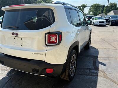 2015 Jeep Renegade LIMITED   - Photo 8 - Elkhart, IN 46514