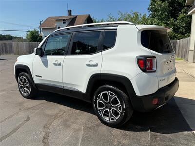2015 Jeep Renegade LIMITED   - Photo 7 - Elkhart, IN 46514