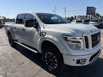 2018 Nissan Titan PRO-4X   - Photo 9 - Elkhart, IN 46514
