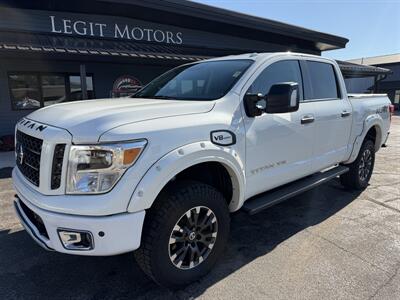 2018 Nissan Titan PRO-4X   - Photo 2 - Elkhart, IN 46514