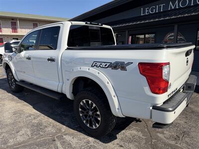2018 Nissan Titan PRO-4X   - Photo 5 - Elkhart, IN 46514