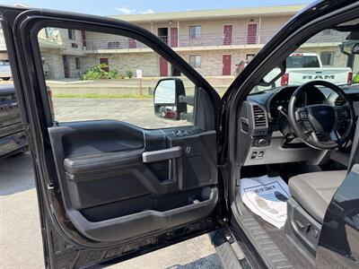 2019 Ford F-150 XLT   - Photo 11 - Elkhart, IN 46514