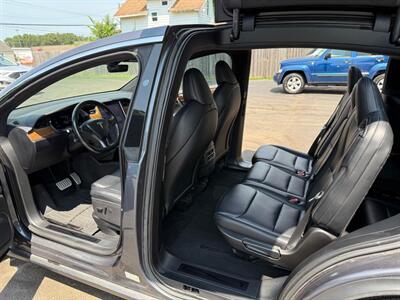 2020 Tesla Model X Performance   - Photo 11 - Elkhart, IN 46514