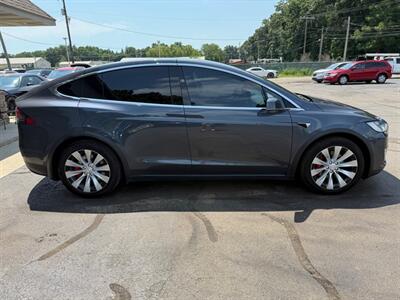 2020 Tesla Model X Performance   - Photo 7 - Elkhart, IN 46514