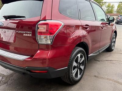 2017 Subaru Forester 2.5I PREMIUM   - Photo 8 - Elkhart, IN 46514