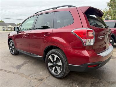 2017 Subaru Forester 2.5I PREMIUM   - Photo 5 - Elkhart, IN 46514