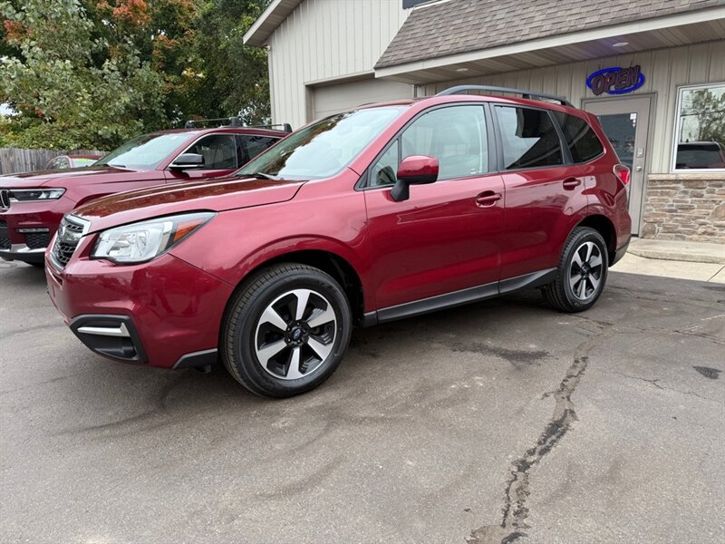 2017 Subaru Forester 2.5I PREMIUM - Photo 1 - Elkhart, IN 46514