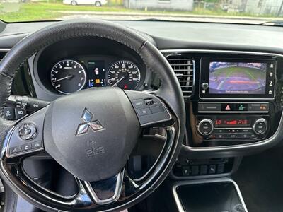 2019 Mitsubishi Outlander LE   - Photo 12 - Jacksonville, FL 32208