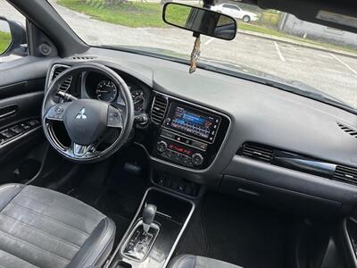 2019 Mitsubishi Outlander LE   - Photo 14 - Jacksonville, FL 32208